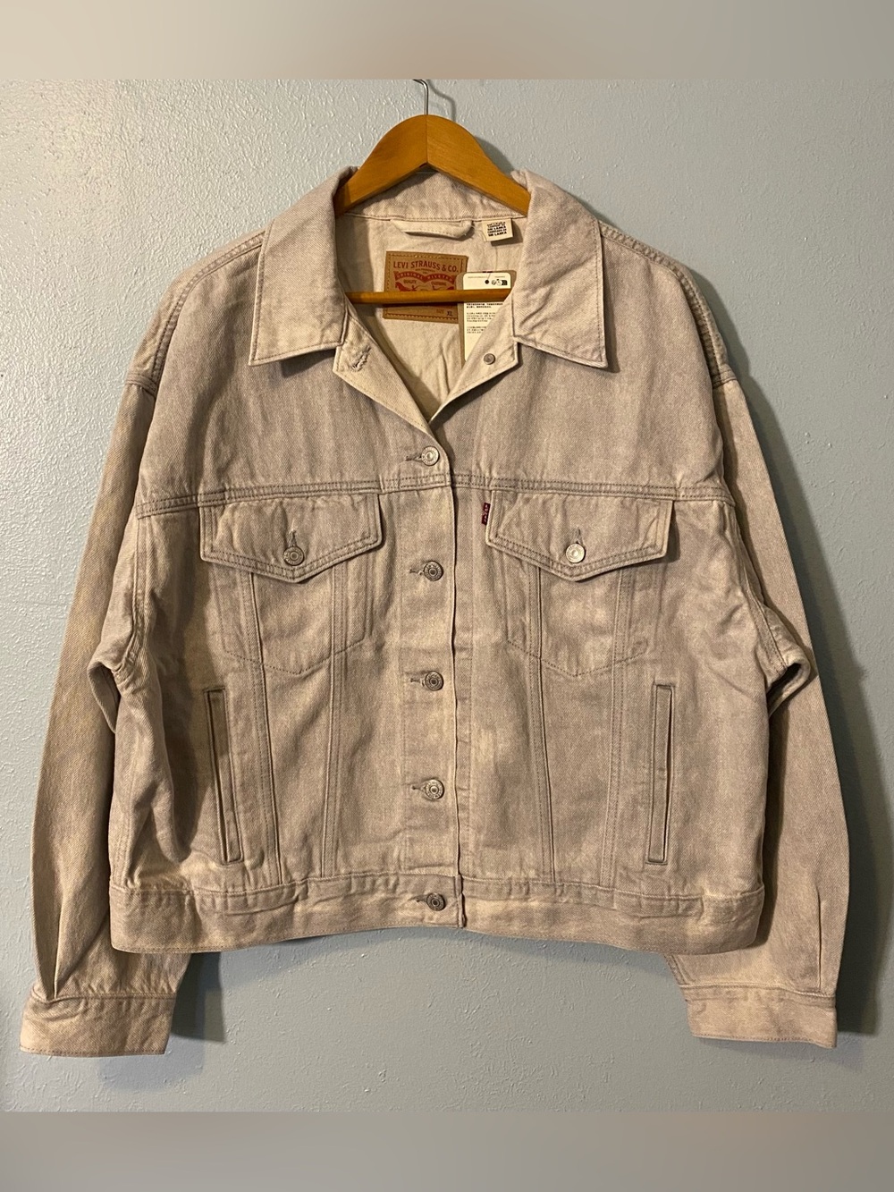 NWT Levi’s 90s Trucker Jean Jacket
